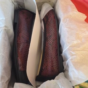 VIONIC Minna Boa Flat: Wine: New In Box: SIZE 6